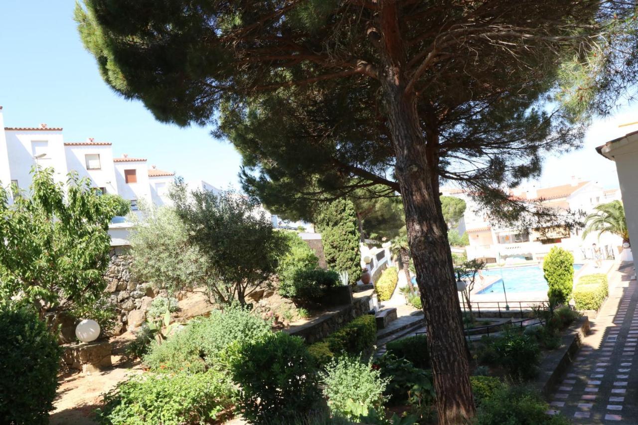 Апартаменты Jardins III B 2 - Piso Con Vista Al Mar Y Piscina Росас Экстерьер фото